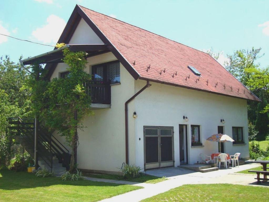 Balatonboglár Gyongyvirag Vendeghaz 아파트 객실 사진